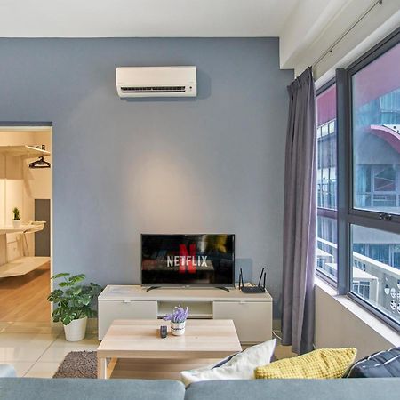 Arte Plus Klcc Designer Suites By Cobnb Kuala Lumpur Extérieur photo